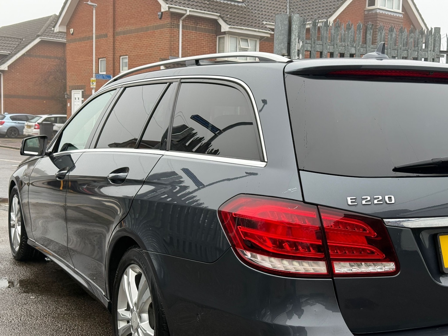 Used Mercedes-Benz E Class 2013 for sale - 76591203: Photo 3