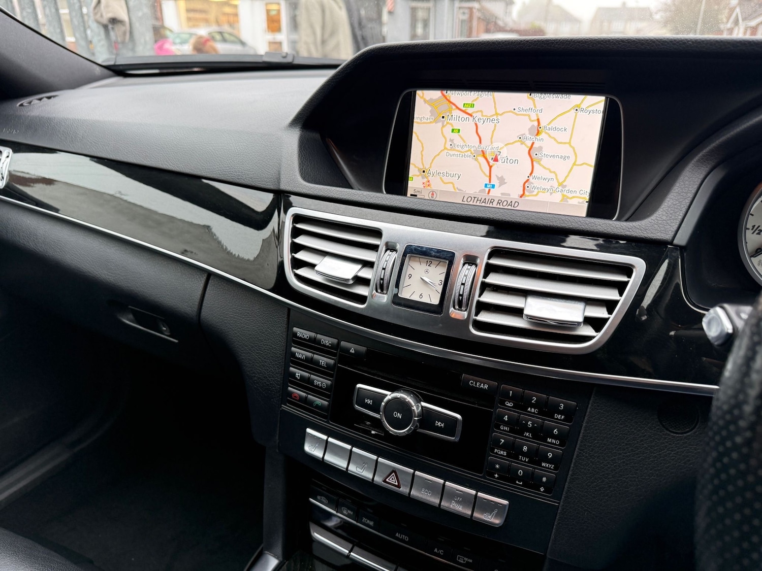 Used Mercedes-Benz E Class 2013 for sale - 76591203: Photo 8