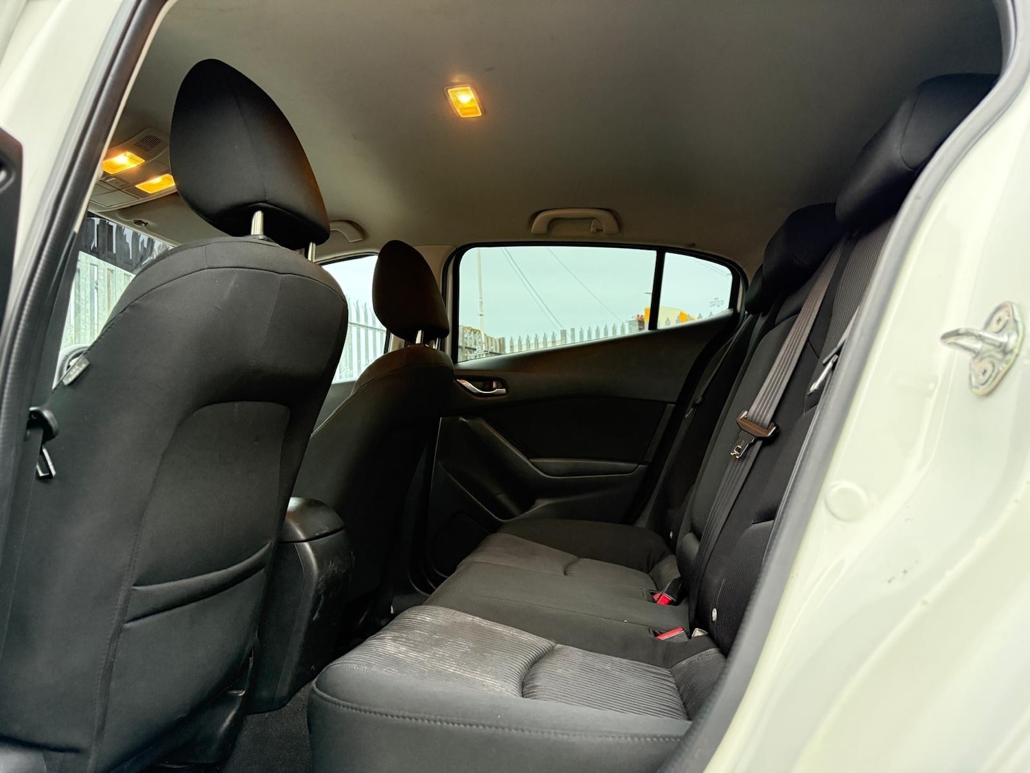 Used Mazda Mazda3 2015 for sale - 76116705: Photo 23