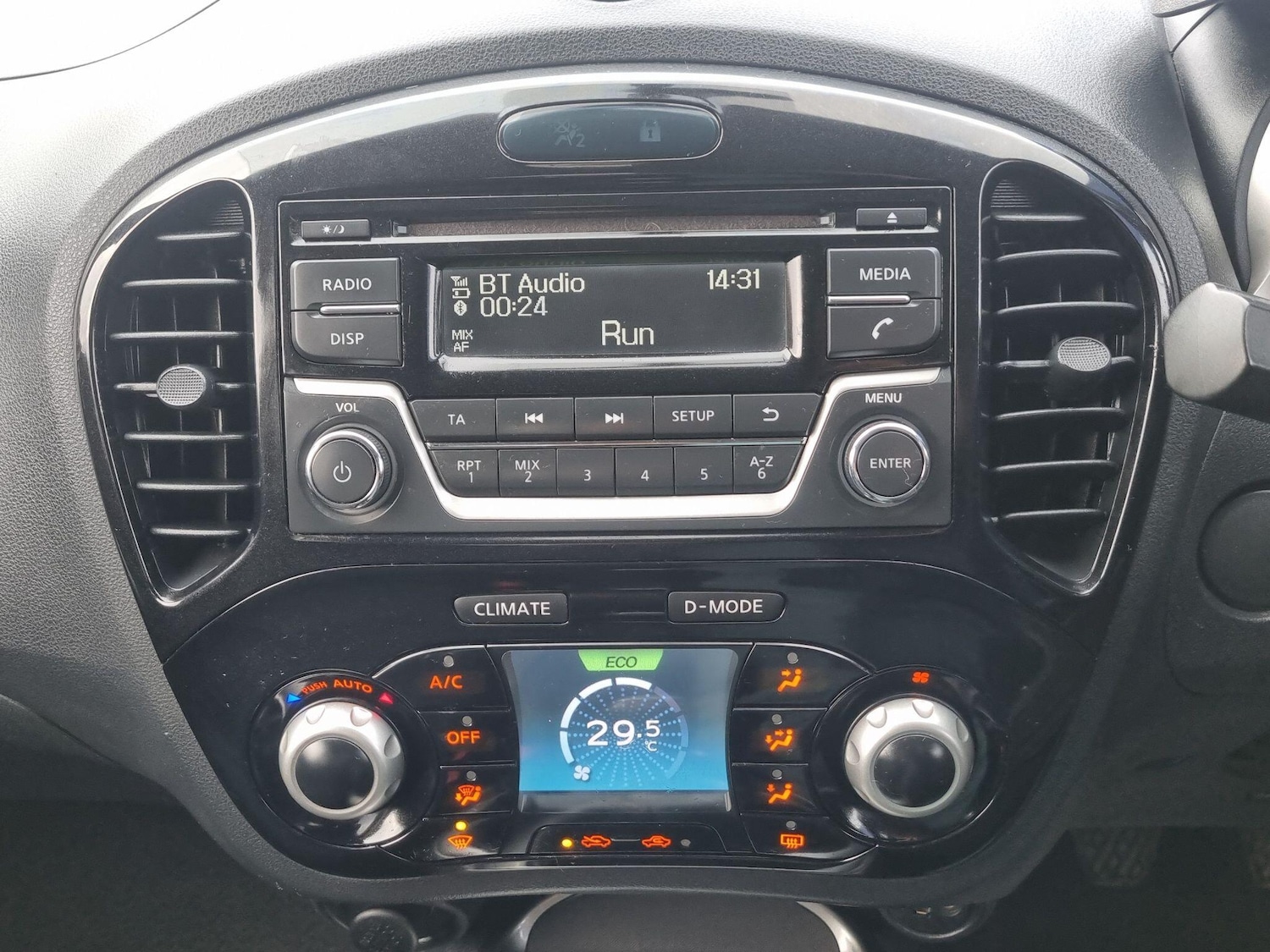 Used Nissan Juke 2015 for sale - 77344359: Photo 36