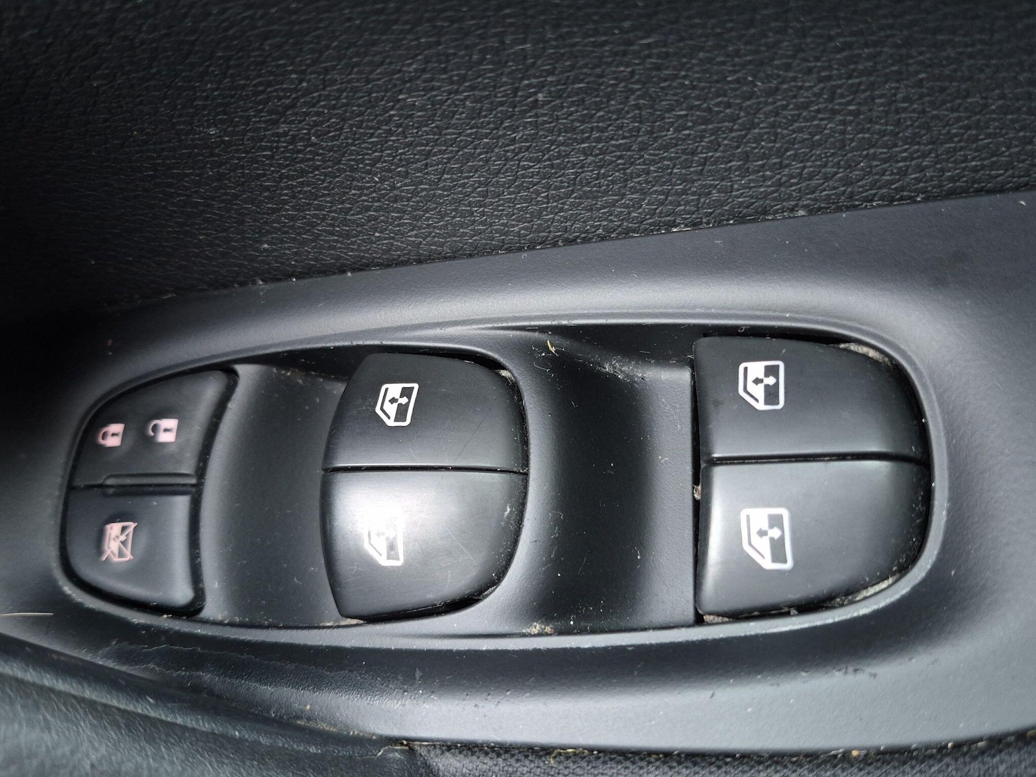 Used Nissan Qashqai for sale - 78127322: Photo 25