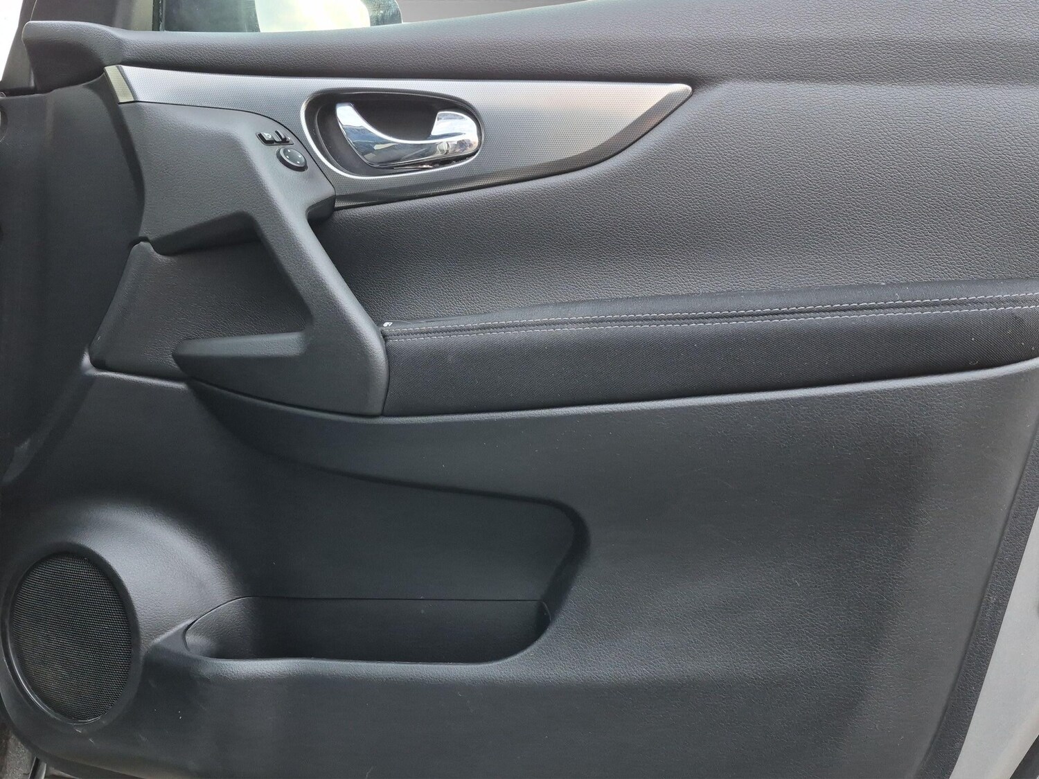 Used Nissan Qashqai for sale - 78127322: Photo 30