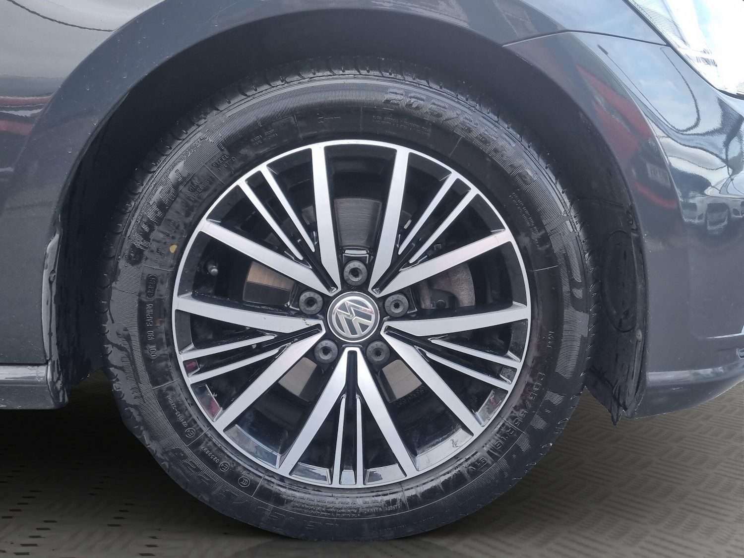 Used Volkswagen Golf 2018 for sale - 77549969: Photo 43