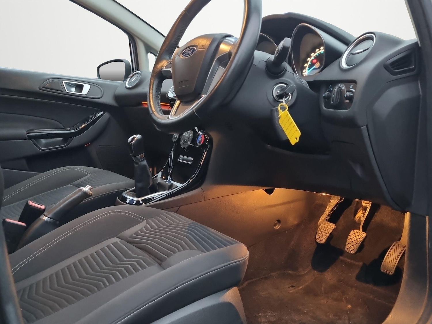 Used Ford Fiesta 2015 for sale - 77344261: Photo 10