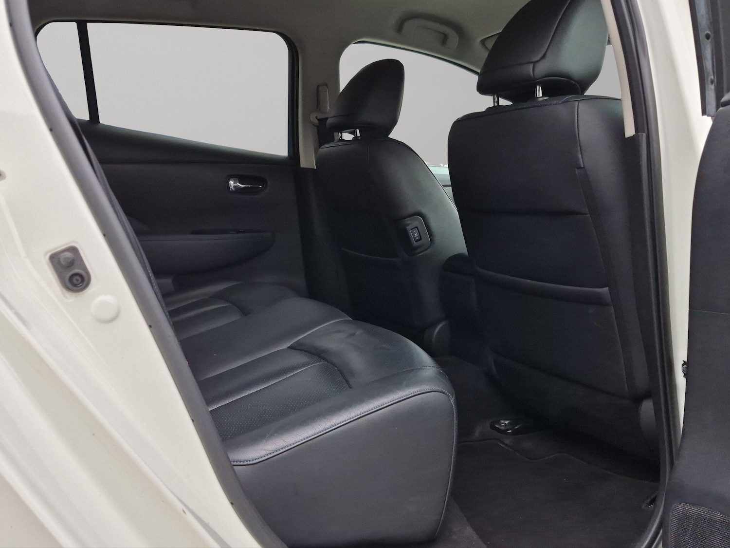 Used Nissan Leaf for sale - 78101376: Photo 14