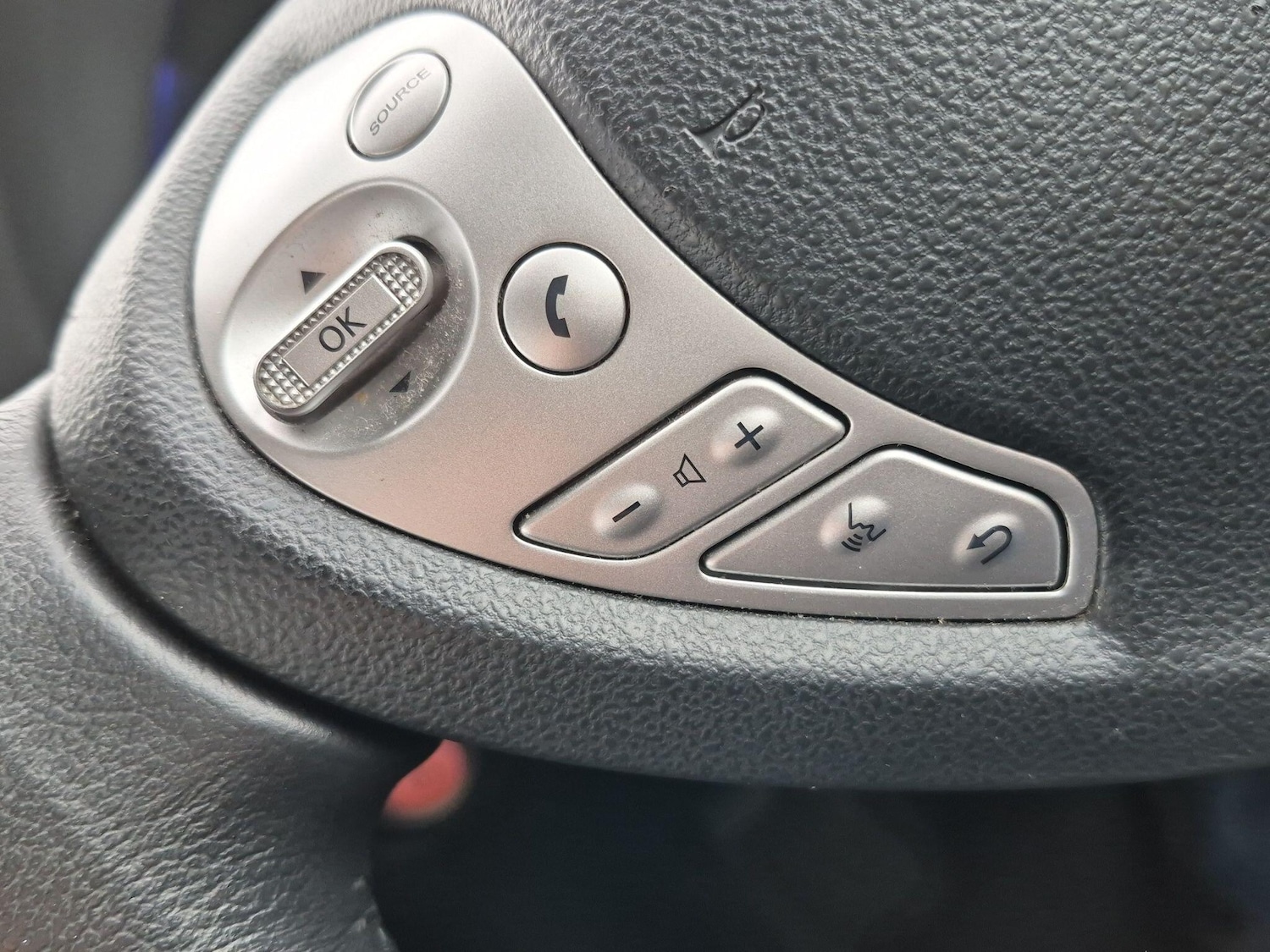 Used Nissan Leaf for sale - 78101376: Photo 18