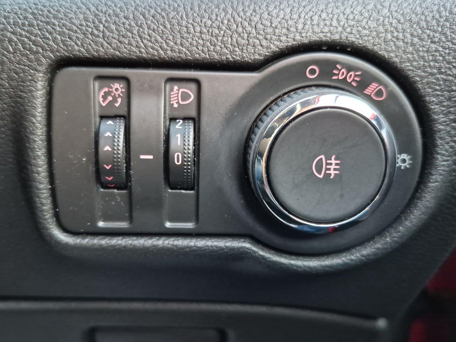 Used Vauxhall Astra 2015 for sale - 77752849: Photo 26