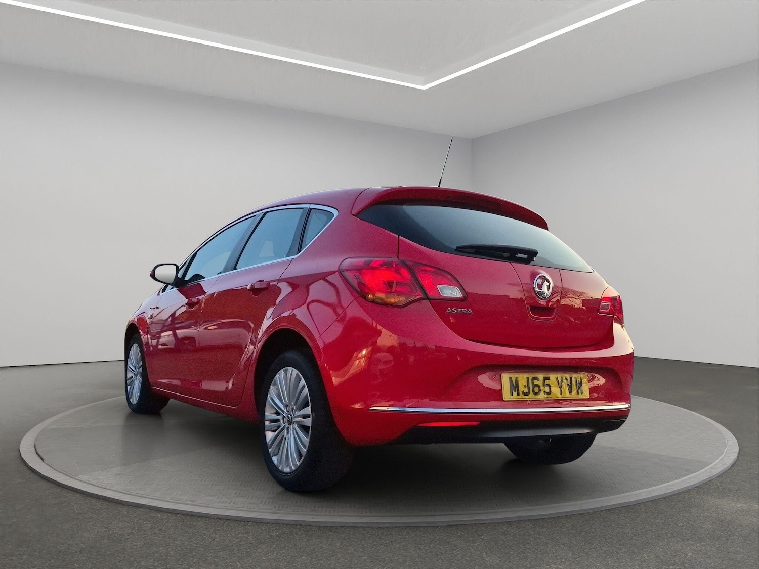 Used Vauxhall Astra 2015 for sale - 77752849: Photo 5