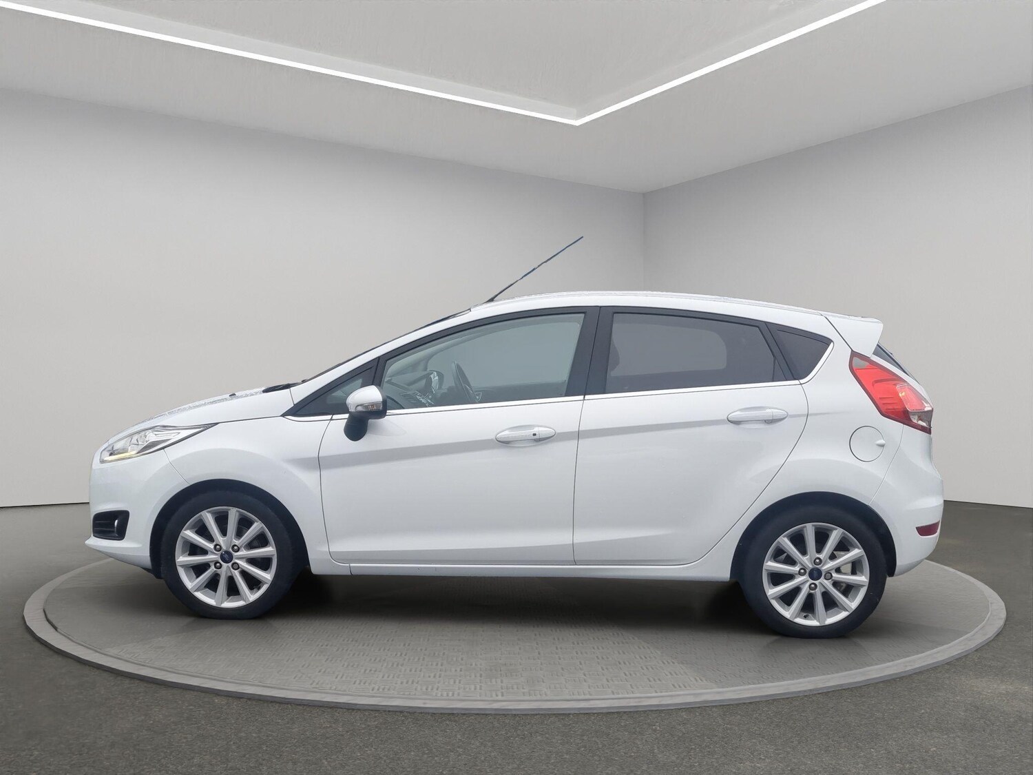 Used Ford Fiesta 2015 for sale - 77344083: Photo 12