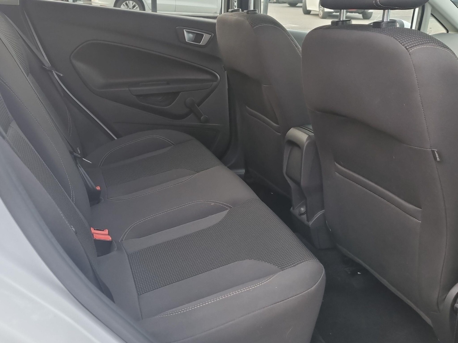 Used Ford Fiesta 2015 for sale - 77344083: Photo 40