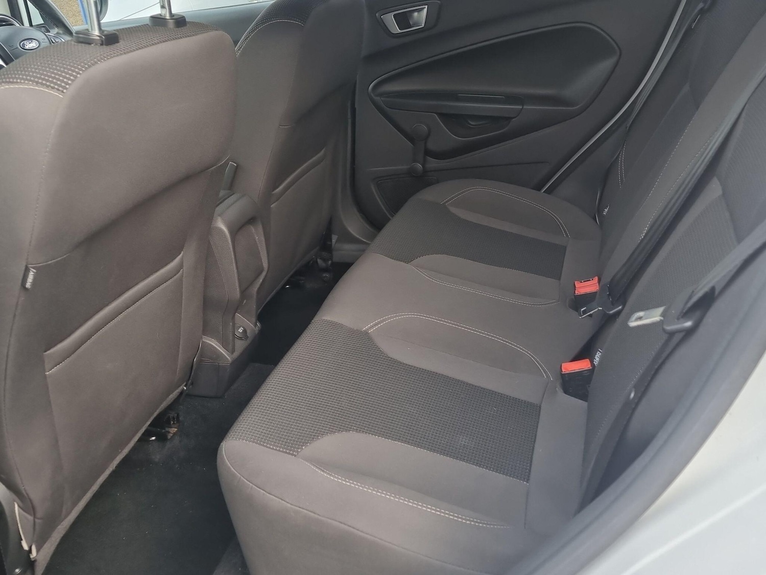 Used Ford Fiesta 2015 for sale - 77344083: Photo 41