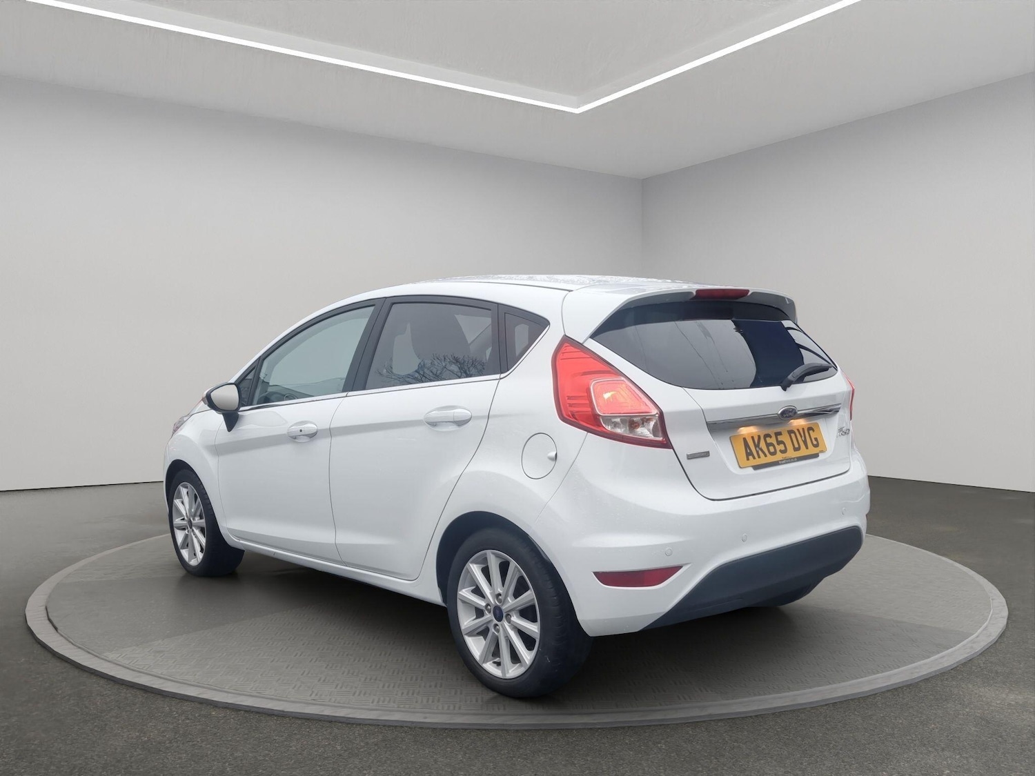 Used Ford Fiesta 2015 for sale - 77344083: Photo 5