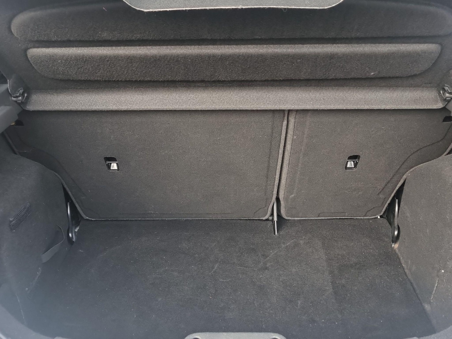 Used Ford Fiesta 2015 for sale - 77344083: Photo 64