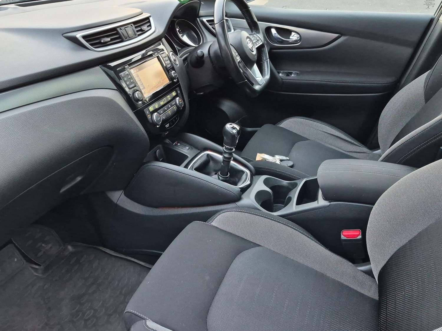 Used Nissan Qashqai 2017 for sale - 77510414: Photo 13