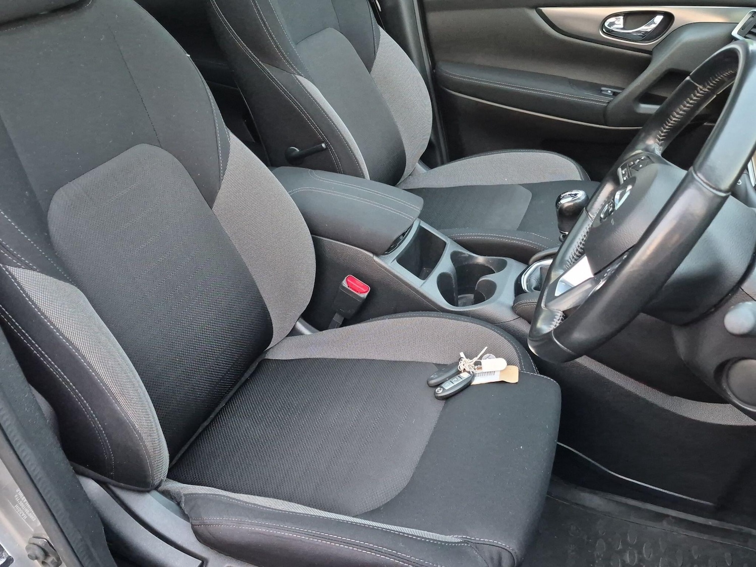 Used Nissan Qashqai 2017 for sale - 77510414: Photo 17