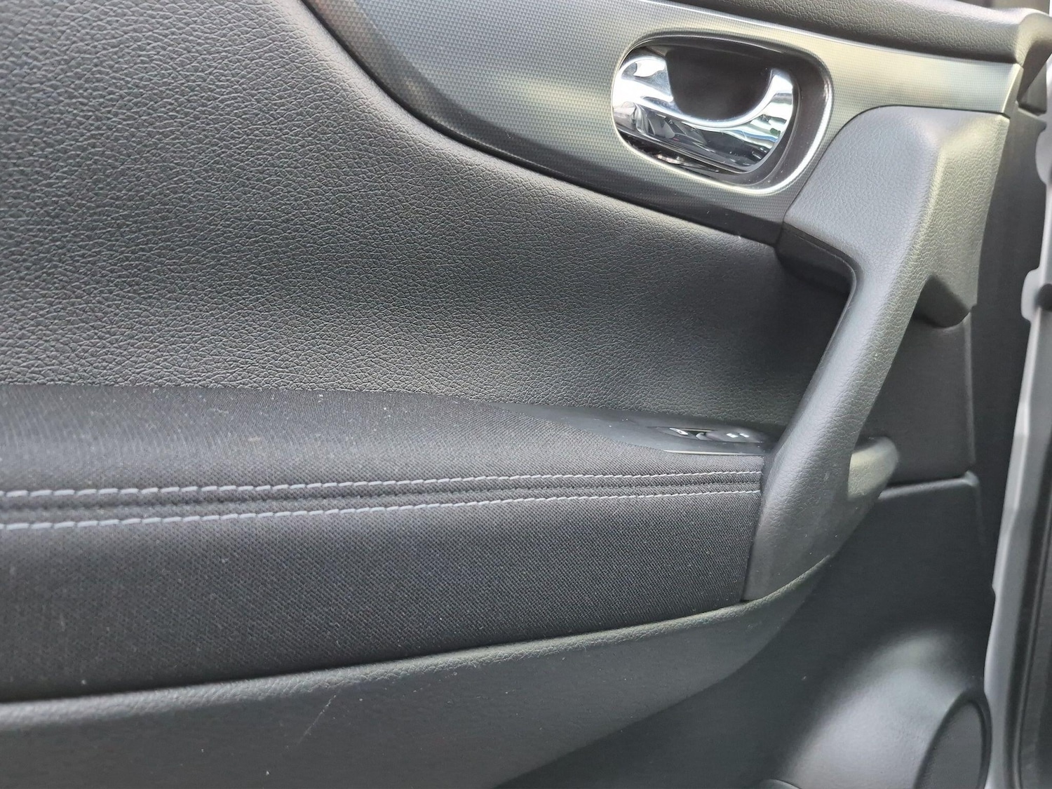 Used Nissan Qashqai 2017 for sale - 77510414: Photo 28