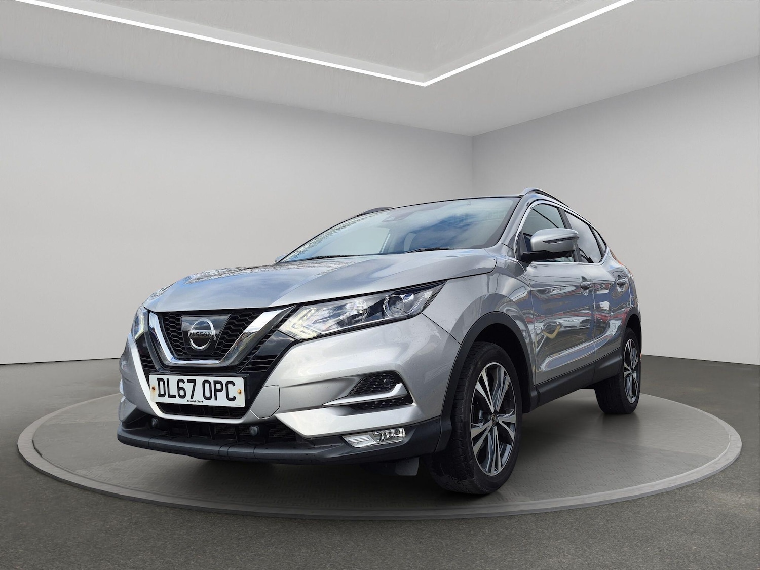 Used Nissan Qashqai 2017 for sale - 77510414: Photo 3