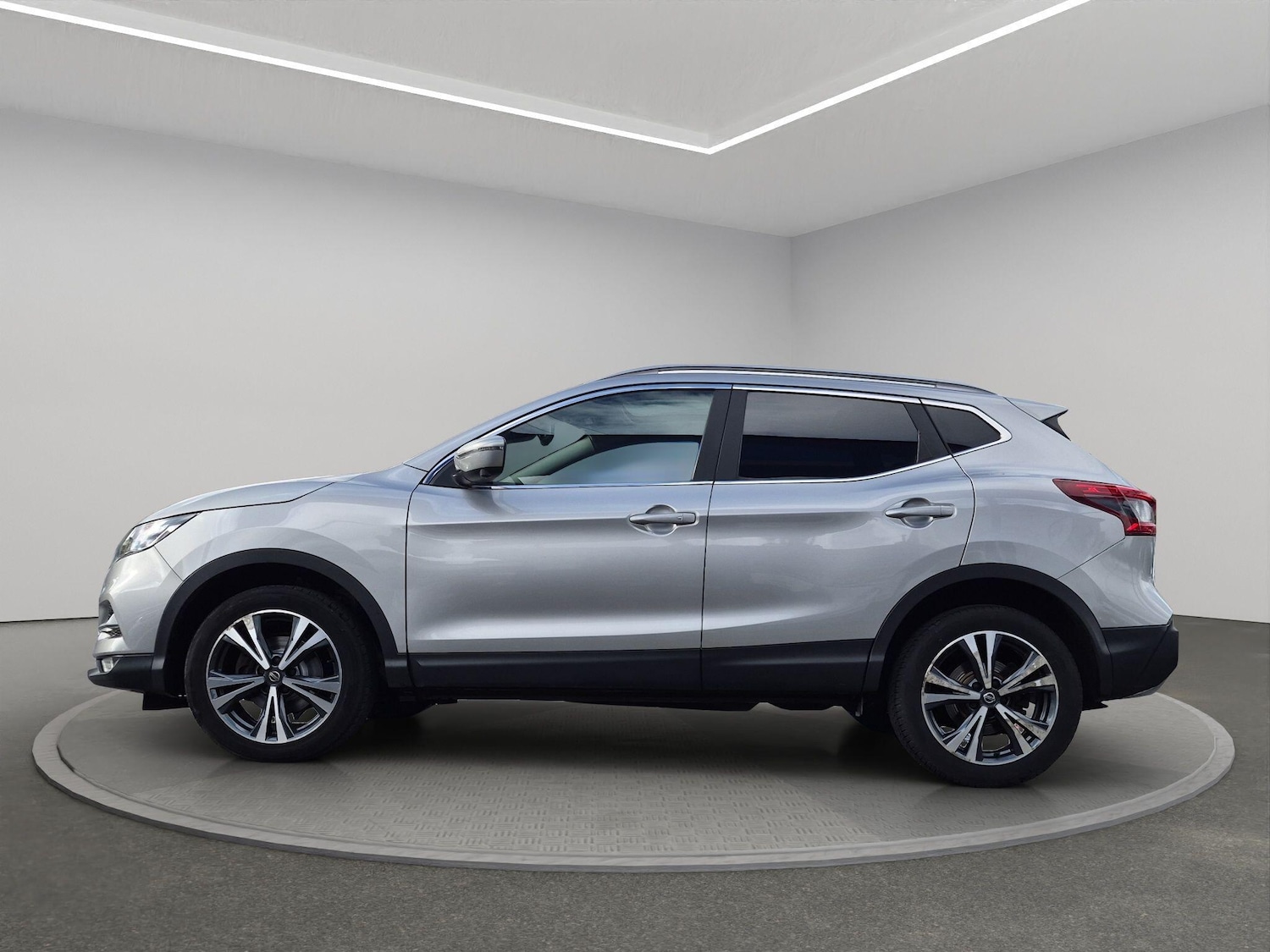 Used Nissan Qashqai 2017 for sale - 77510414: Photo 6