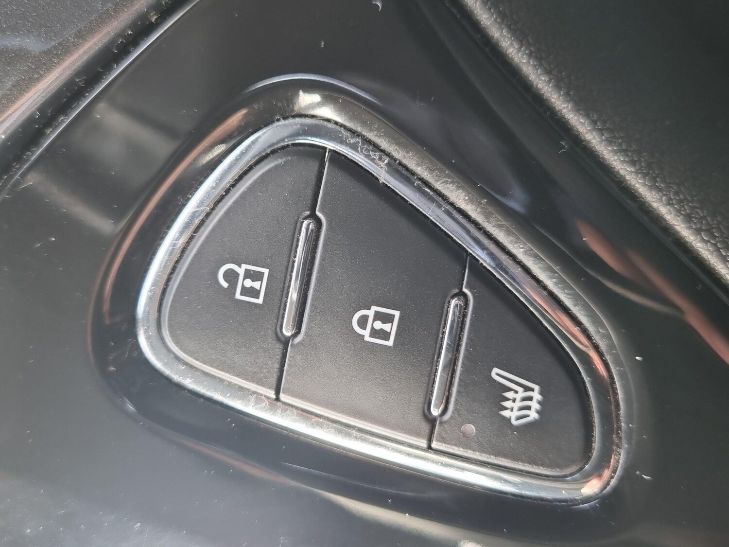 Used Vauxhall Corsa 2016 for sale - 77478836: Photo 18