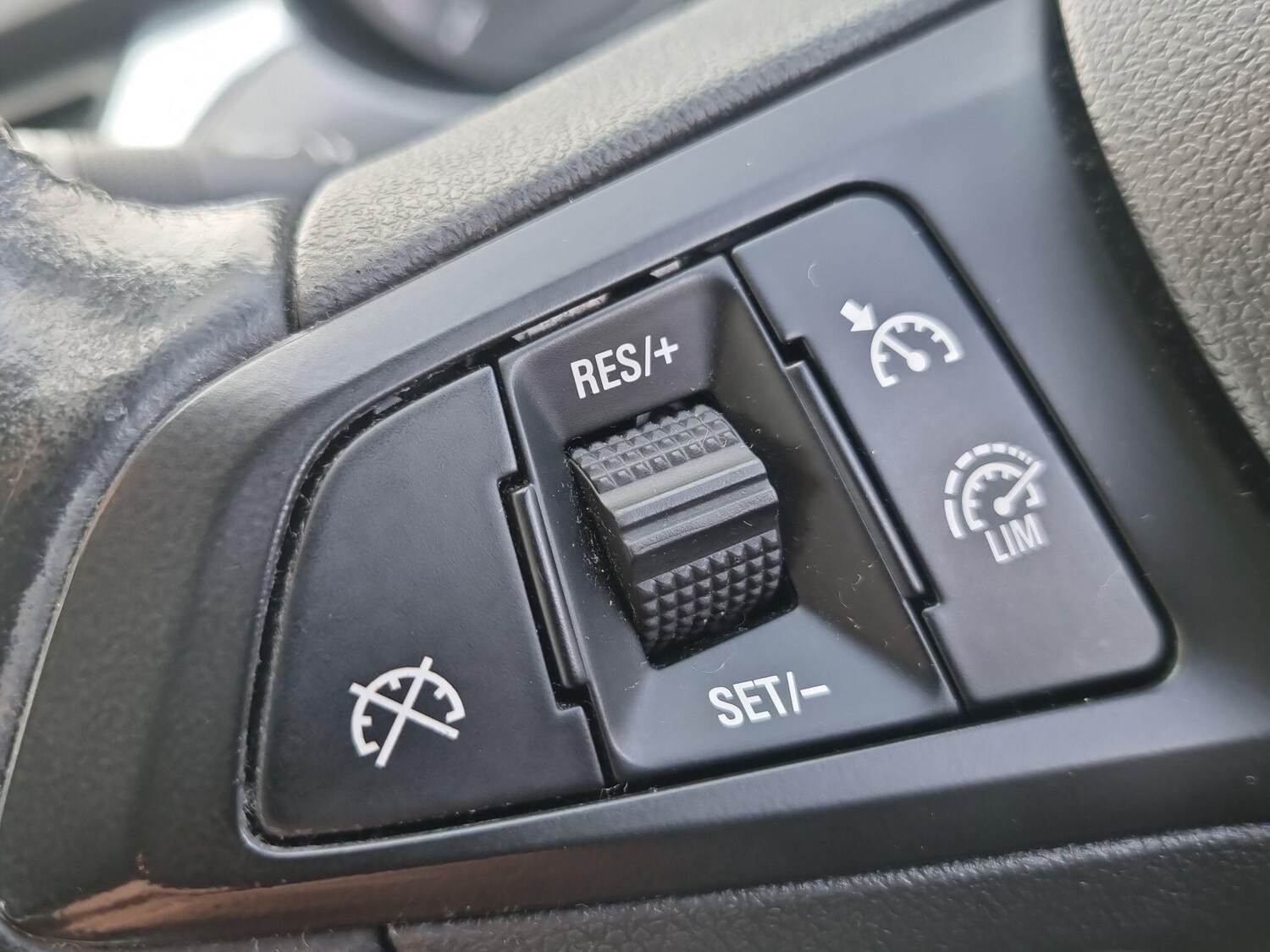 Used Vauxhall Corsa 2016 for sale - 77478836: Photo 21