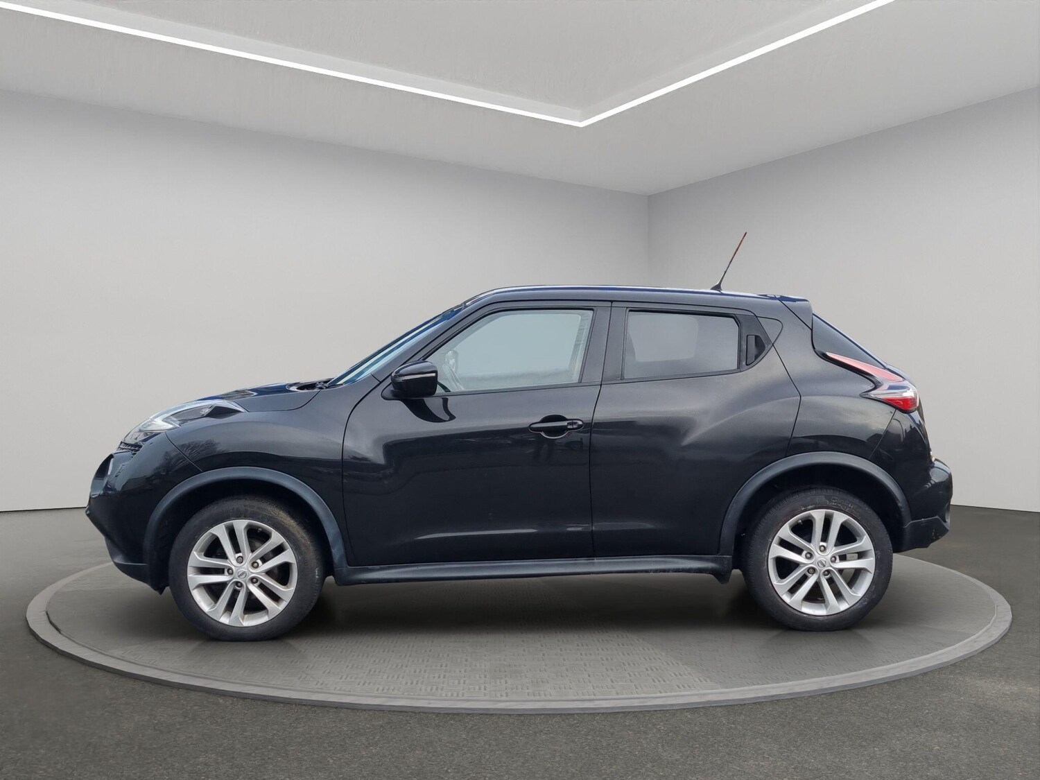 Used Nissan Juke 2015 for sale - 77625640: Photo 6