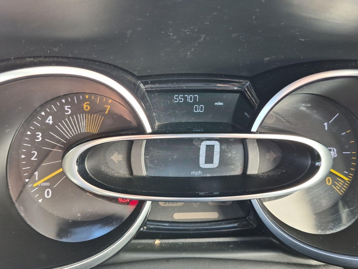 Used Renault Clio 2015 for sale - 77892184: Photo 14