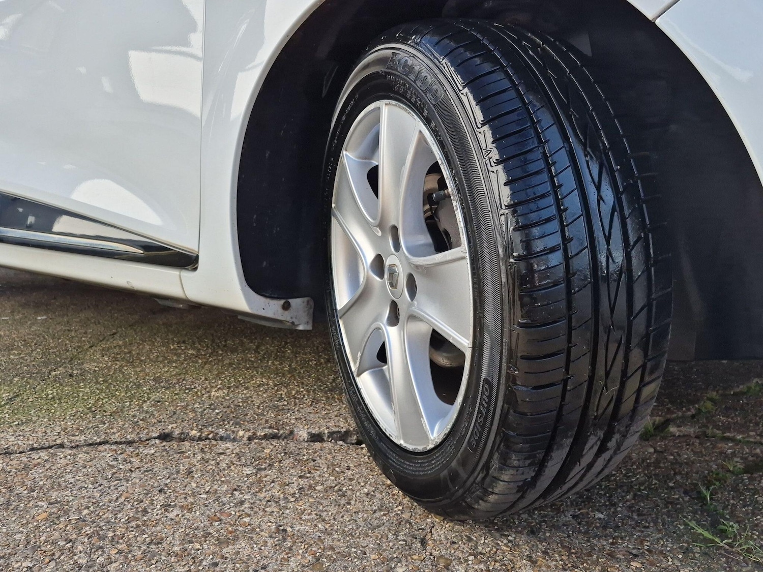 Used Renault Clio 2015 for sale - 77892184: Photo 36