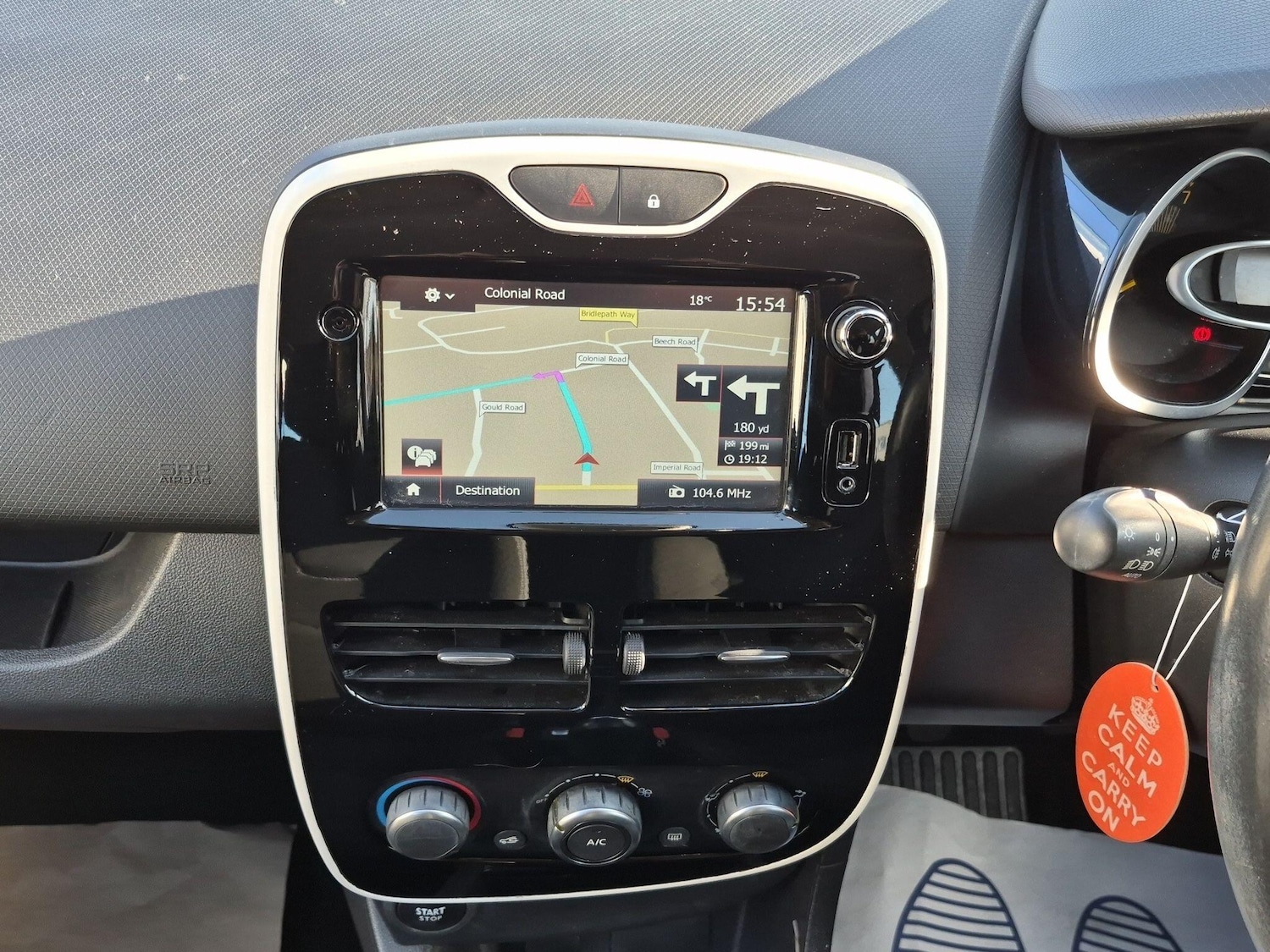 Used Renault Clio 2015 for sale - 77892184: Photo 37