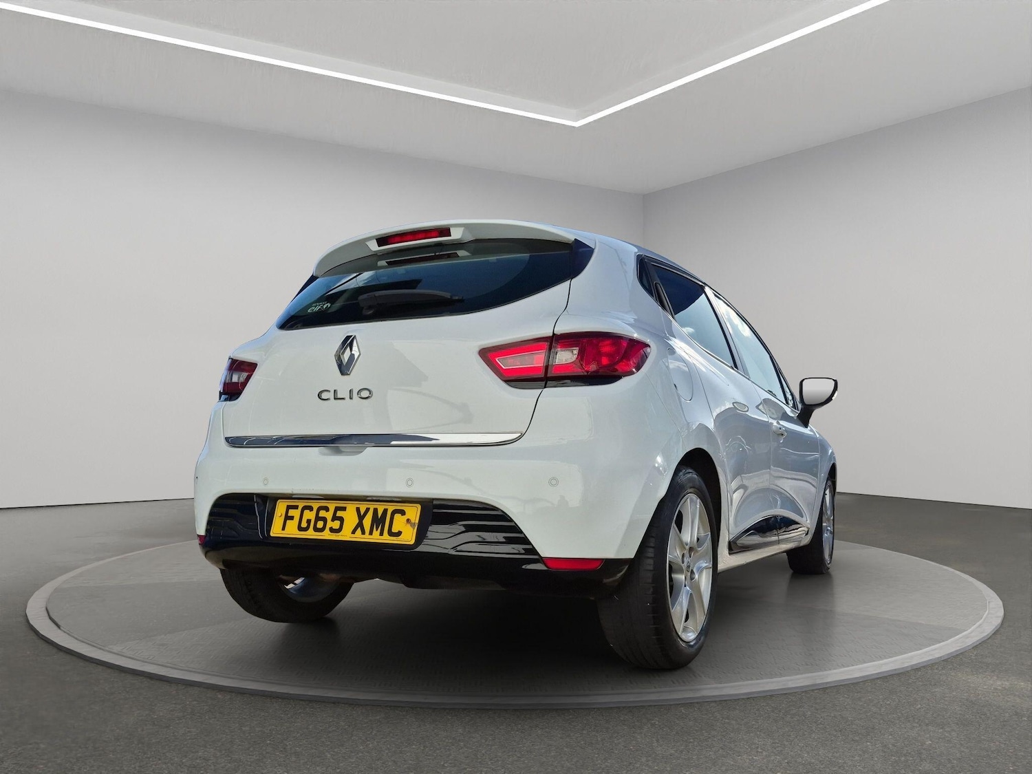 Used Renault Clio 2015 for sale - 77892184: Photo 7