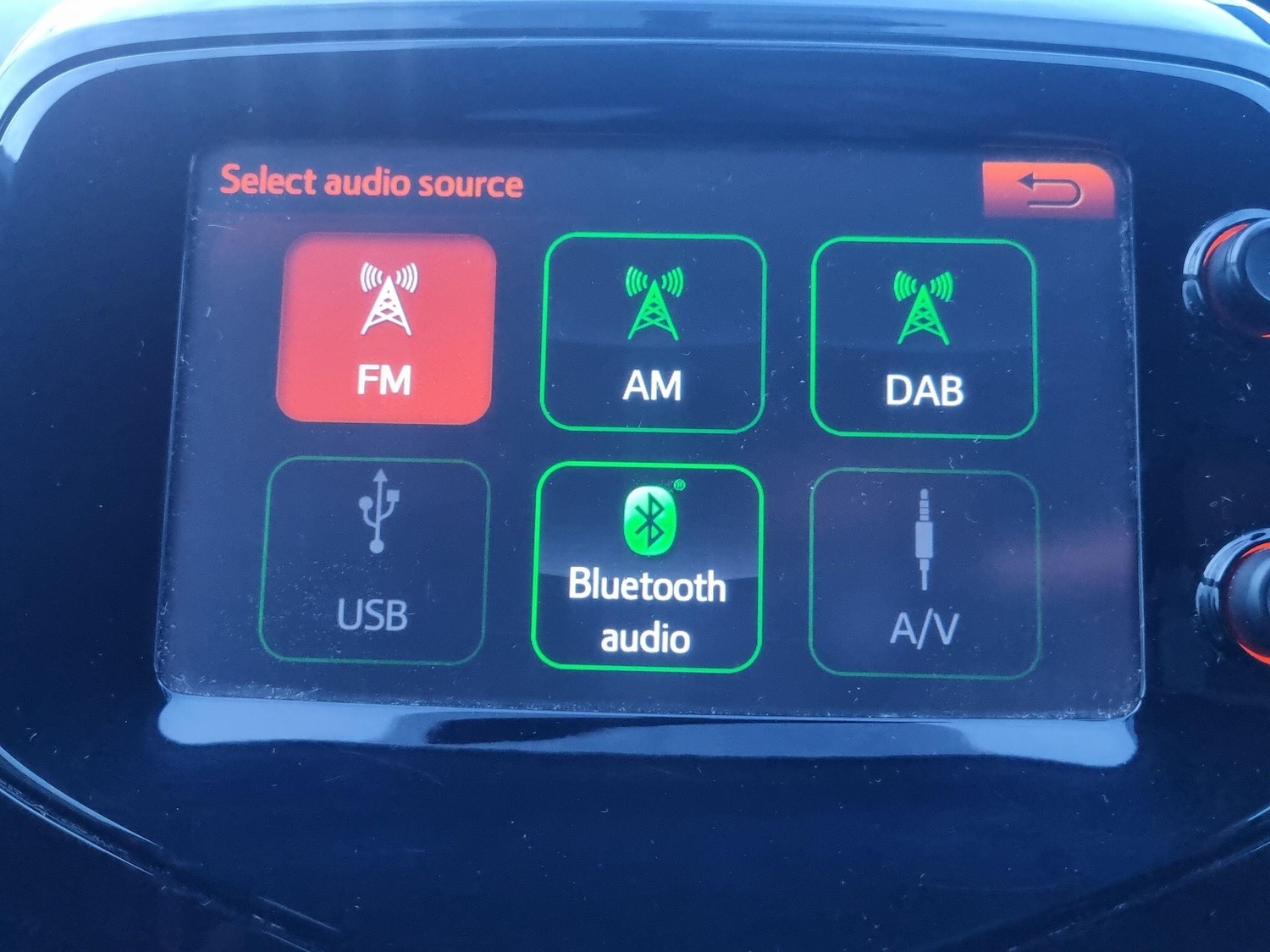 Used Toyota AYGO 2017 for sale - 77439982: Photo 12