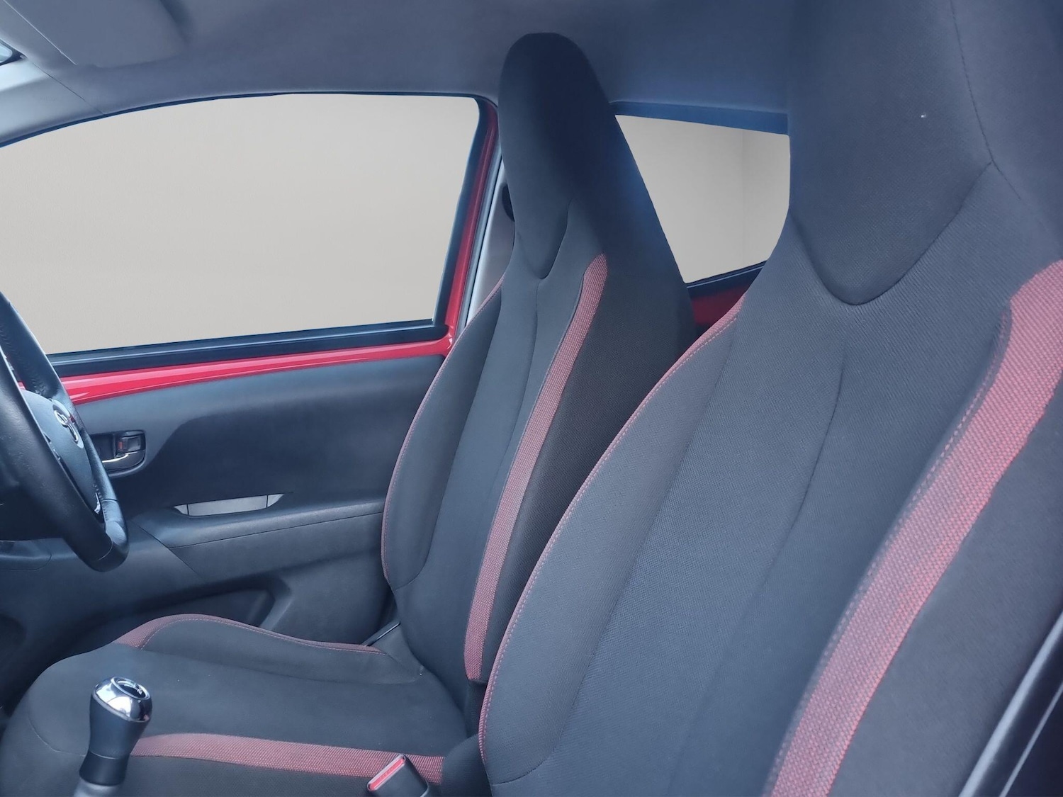 Used Toyota AYGO 2017 for sale - 77439982: Photo 19