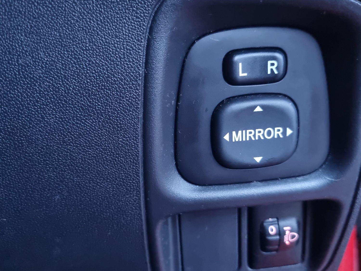 Used Toyota AYGO 2017 for sale - 77439982: Photo 25