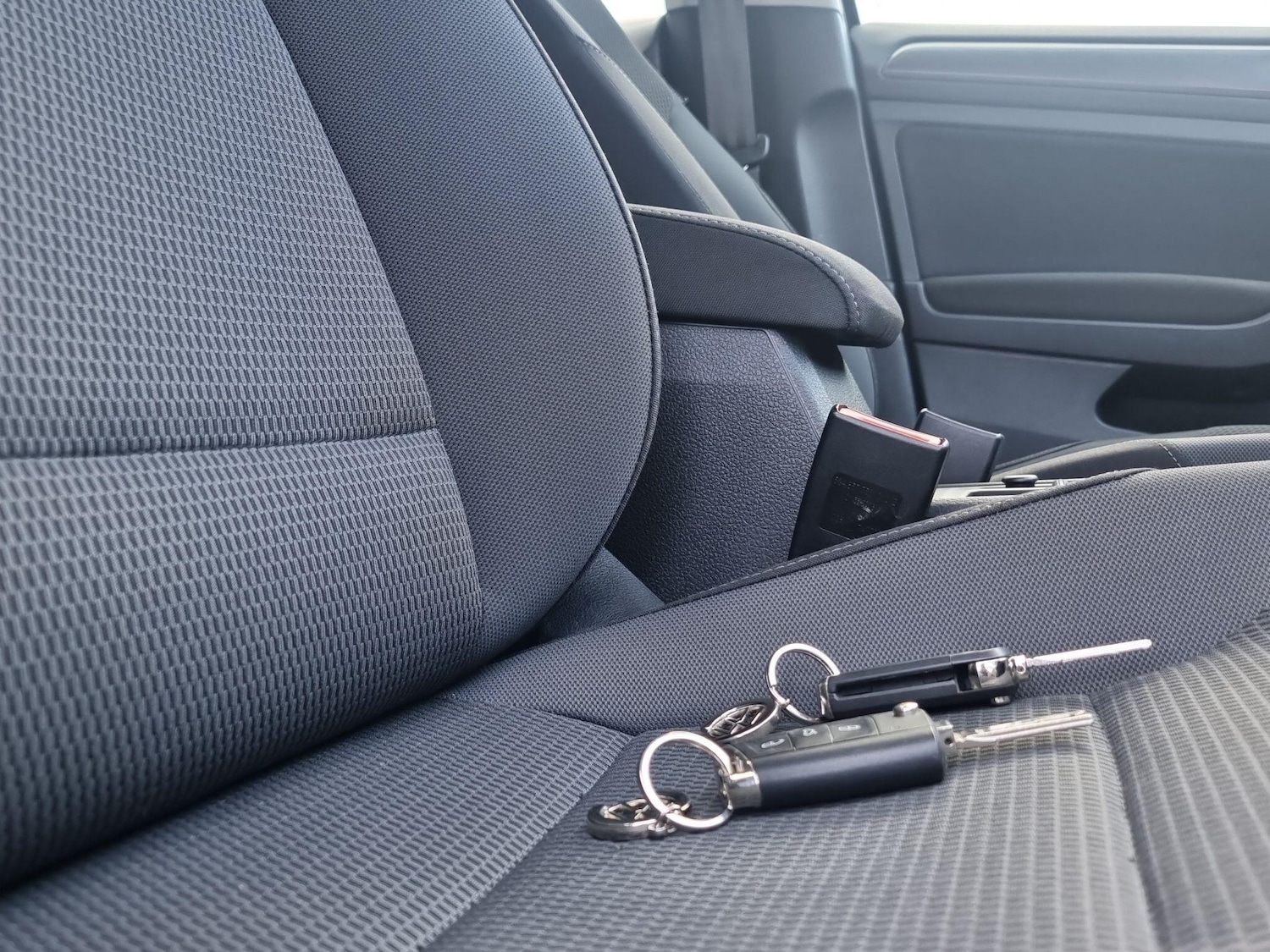 Used Volkswagen Golf for sale - 78128066: Photo 60