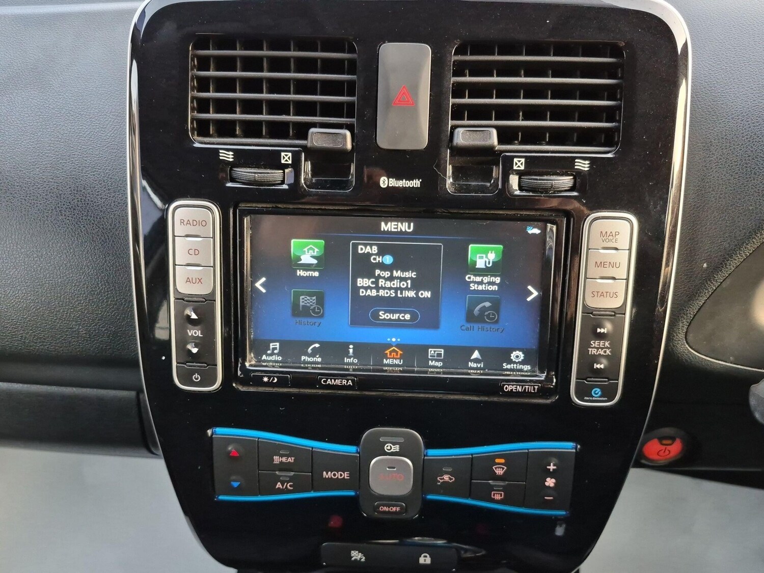 Used Nissan Leaf 2017 for sale - 78158296: Photo 30