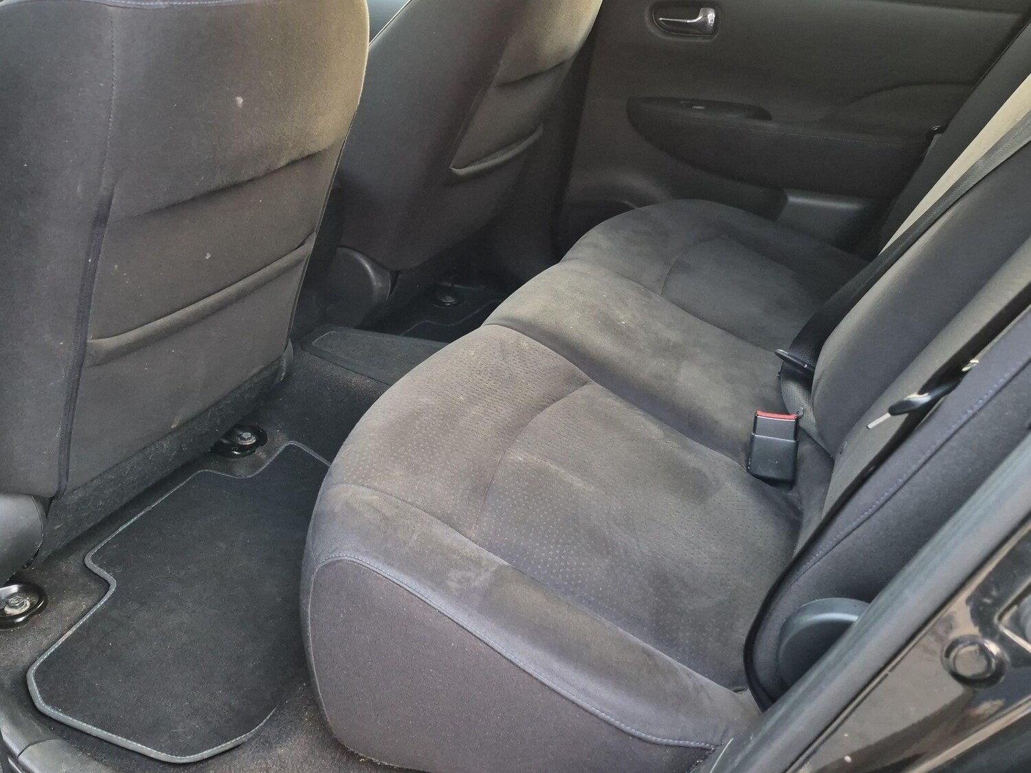 Used Nissan Leaf 2017 for sale - 78158296: Photo 34