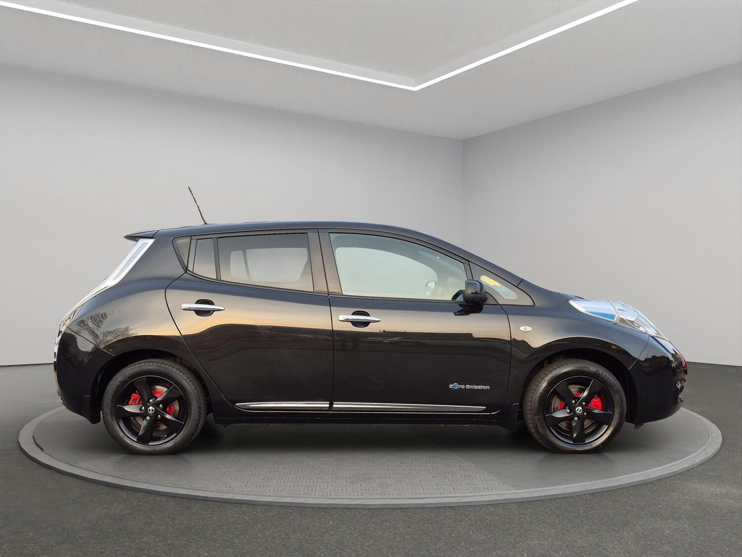 Used Nissan Leaf 2017 for sale - 78158296: Photo 7