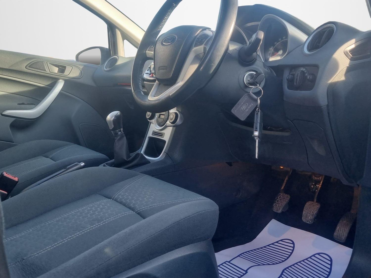 Used Ford Fiesta 2011 for sale - 77343874: Photo 11