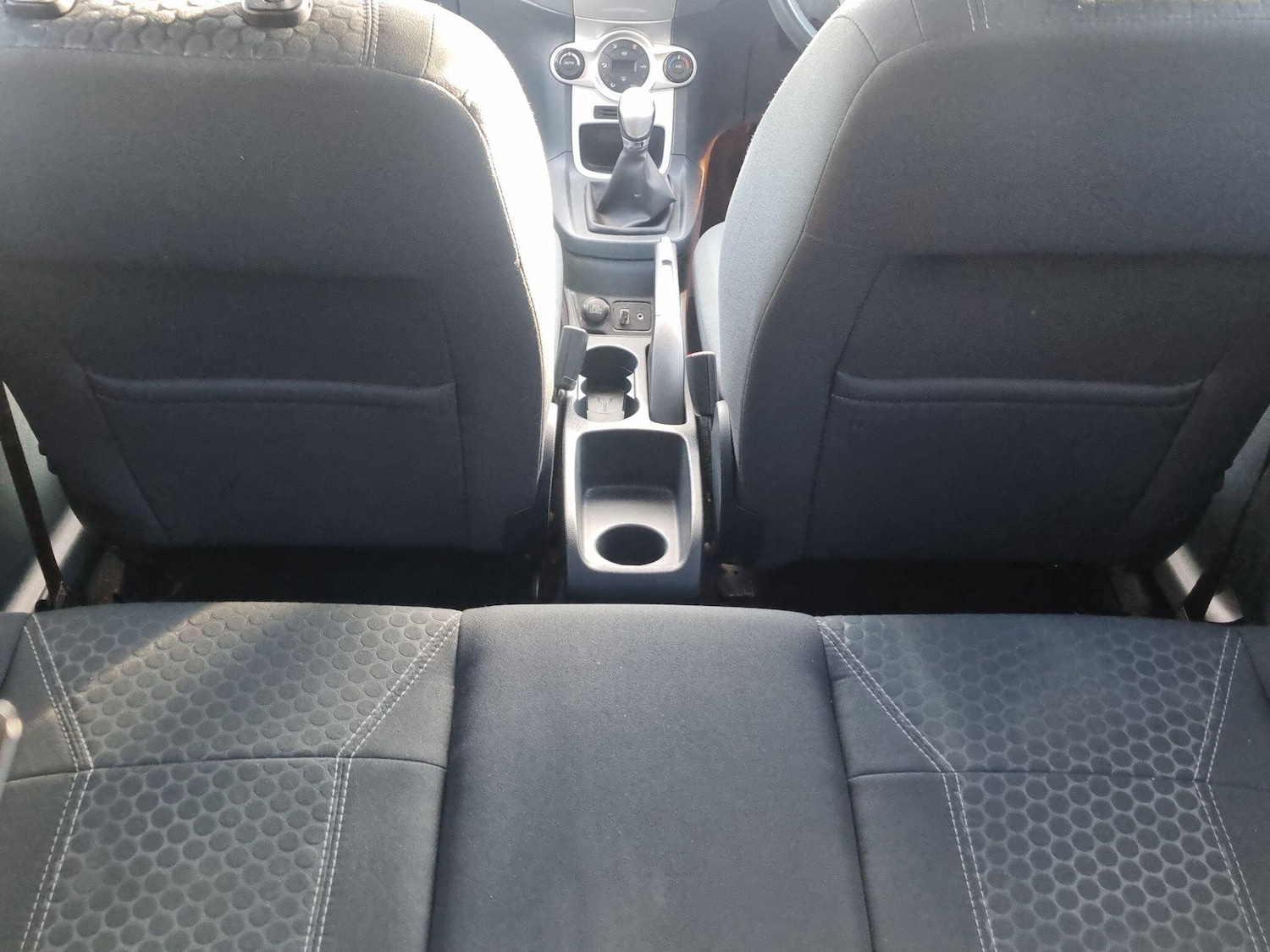 Used Ford Fiesta 2011 for sale - 77343874: Photo 16