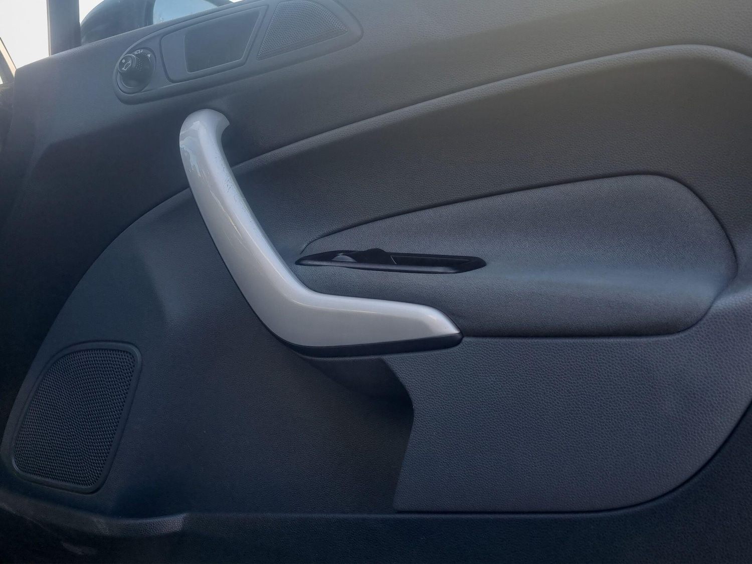 Used Ford Fiesta 2011 for sale - 77343874: Photo 22