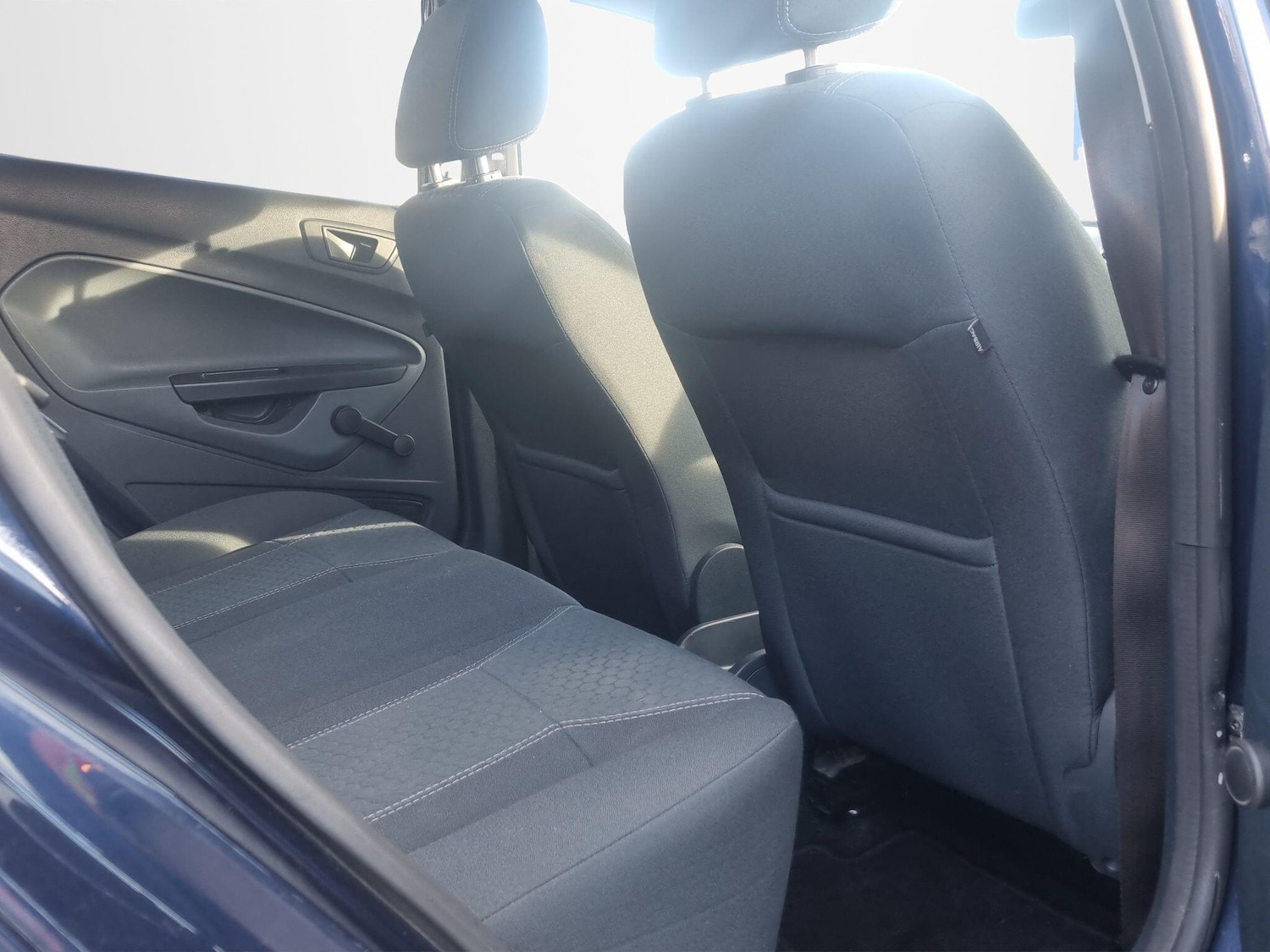 Used Ford Fiesta 2011 for sale - 77343874: Photo 31