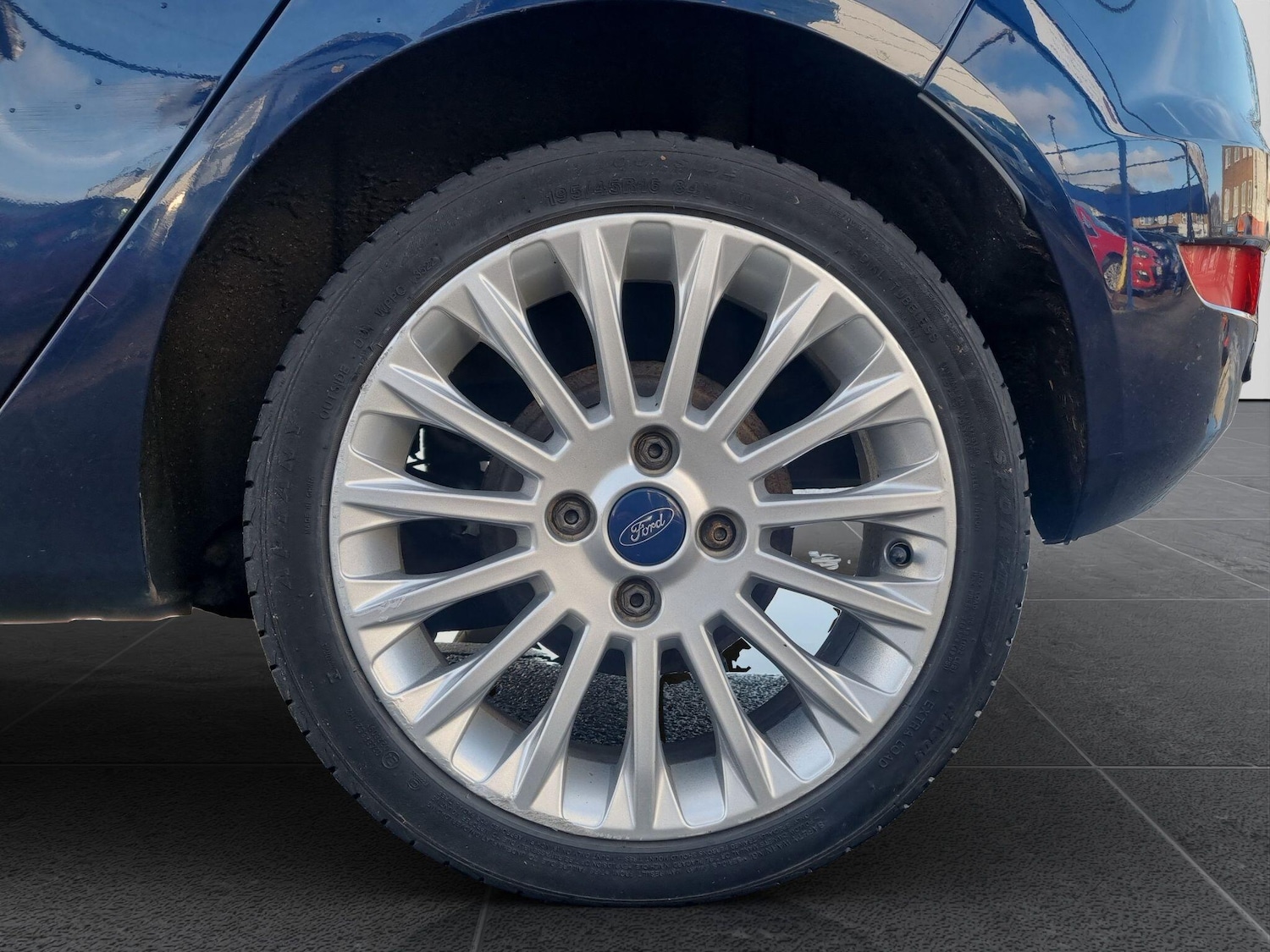 Used Ford Fiesta 2011 for sale - 77343874: Photo 44