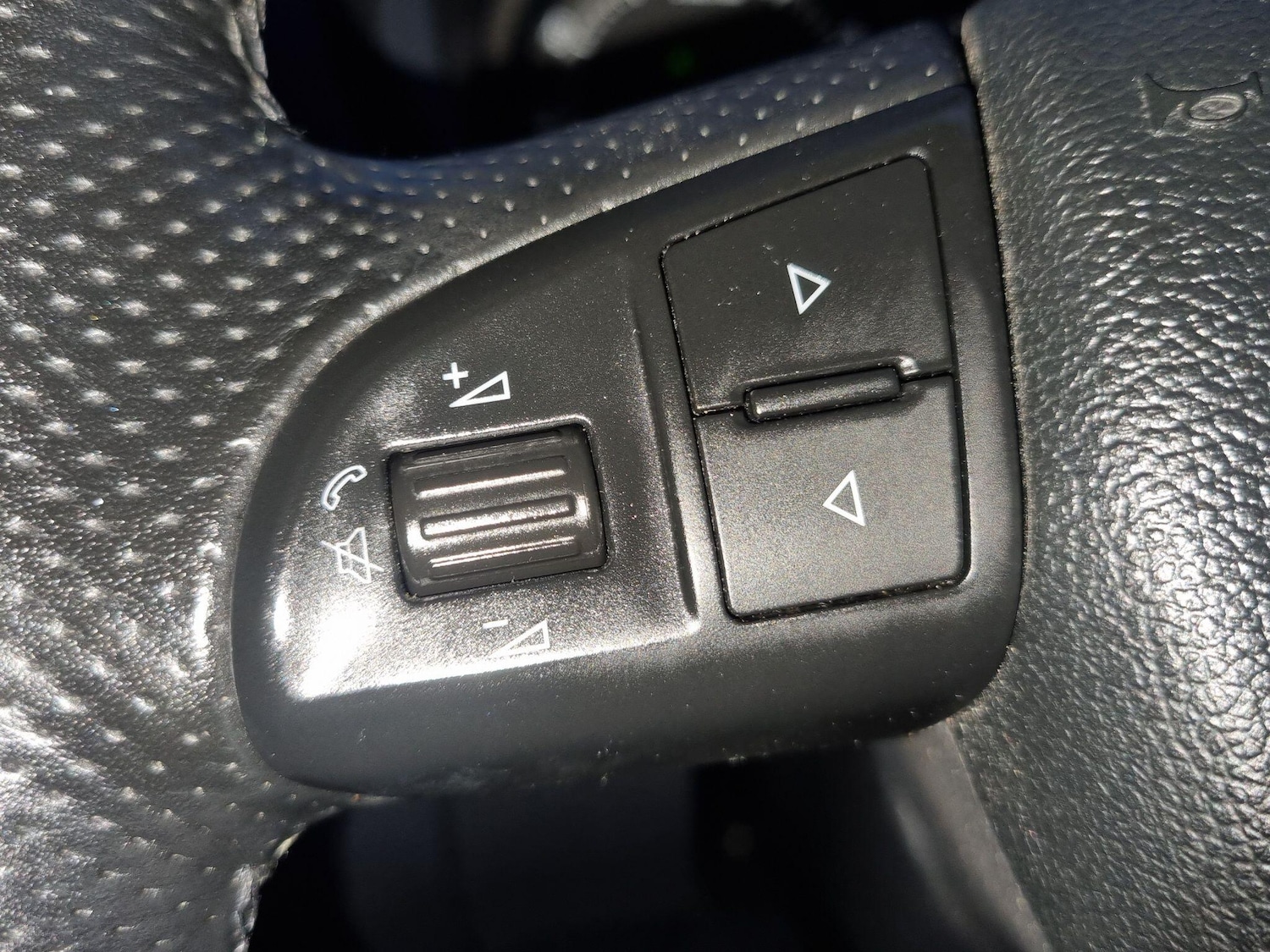 Used Skoda Fabia 2011 for sale - 77343834: Photo 24