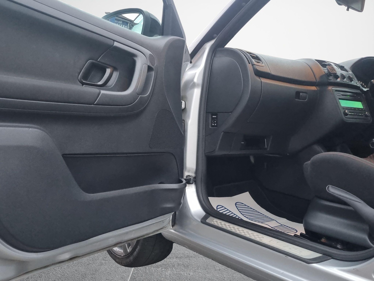 Used Skoda Fabia 2011 for sale - 77343834: Photo 27