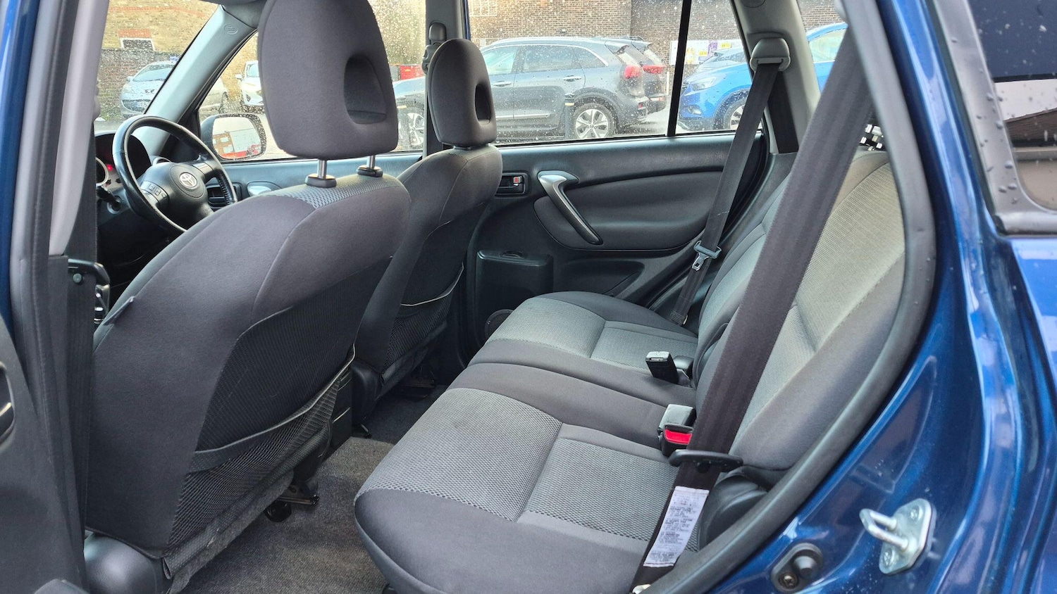 Used Toyota RAV4 2004 for sale - 77658344: Photo 12