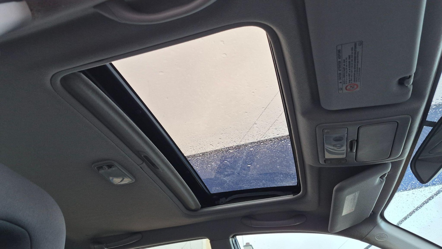 Used Toyota RAV4 2004 for sale - 77658344: Photo 21