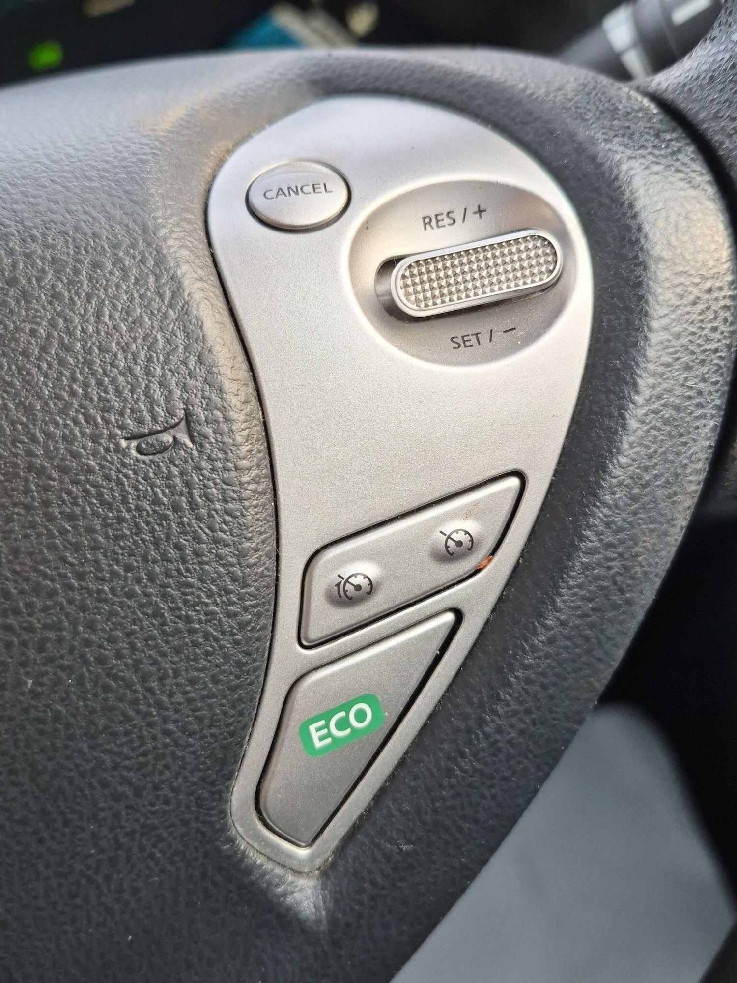 Used Nissan Leaf 2017 for sale - 77970491: Photo 25