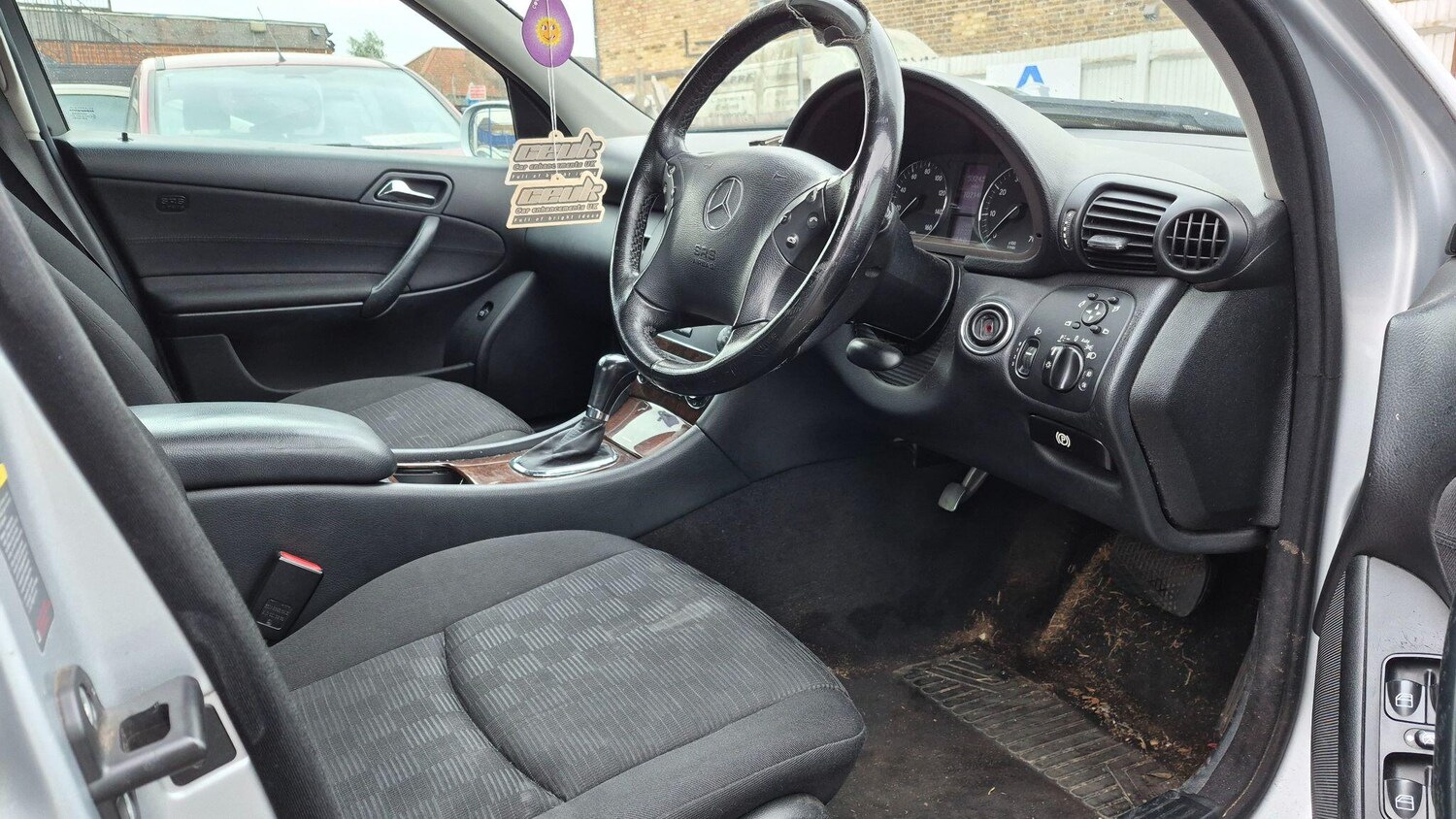 Used Mercedes-Benz C Class for sale - 77854150: Photo 7