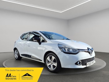 Used Renault Clio 2015 for sale - 78158298: Photo