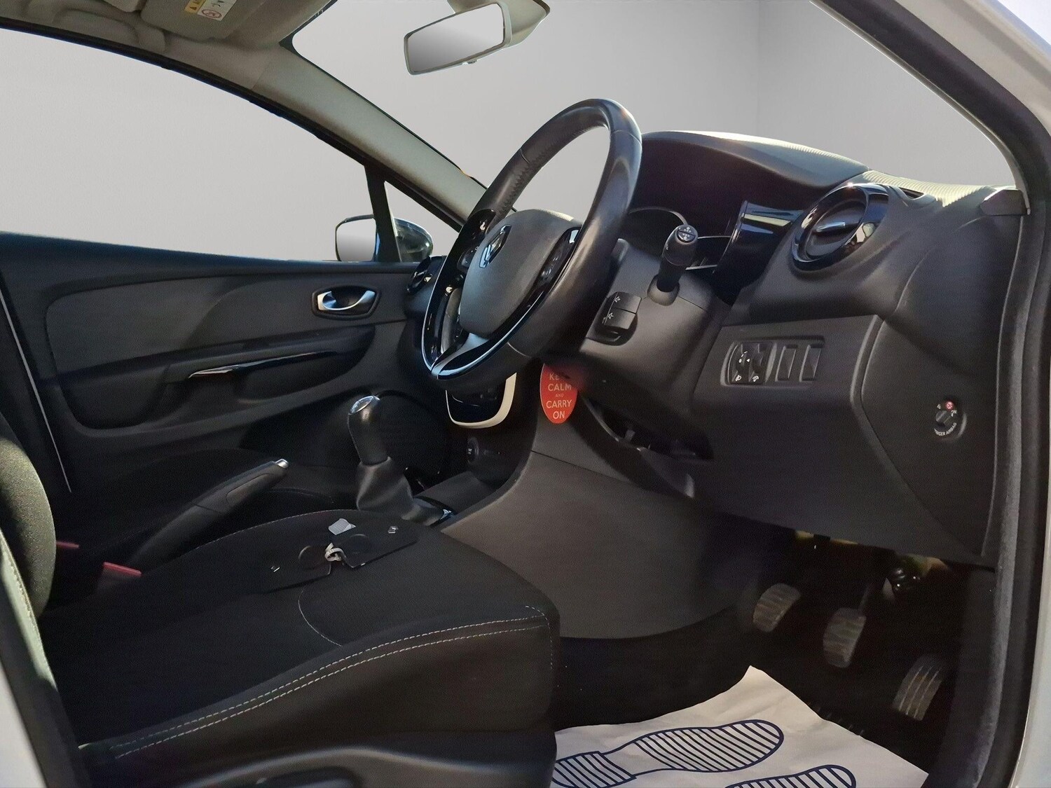 Used Renault Clio 2015 for sale - 78158298: Photo 37