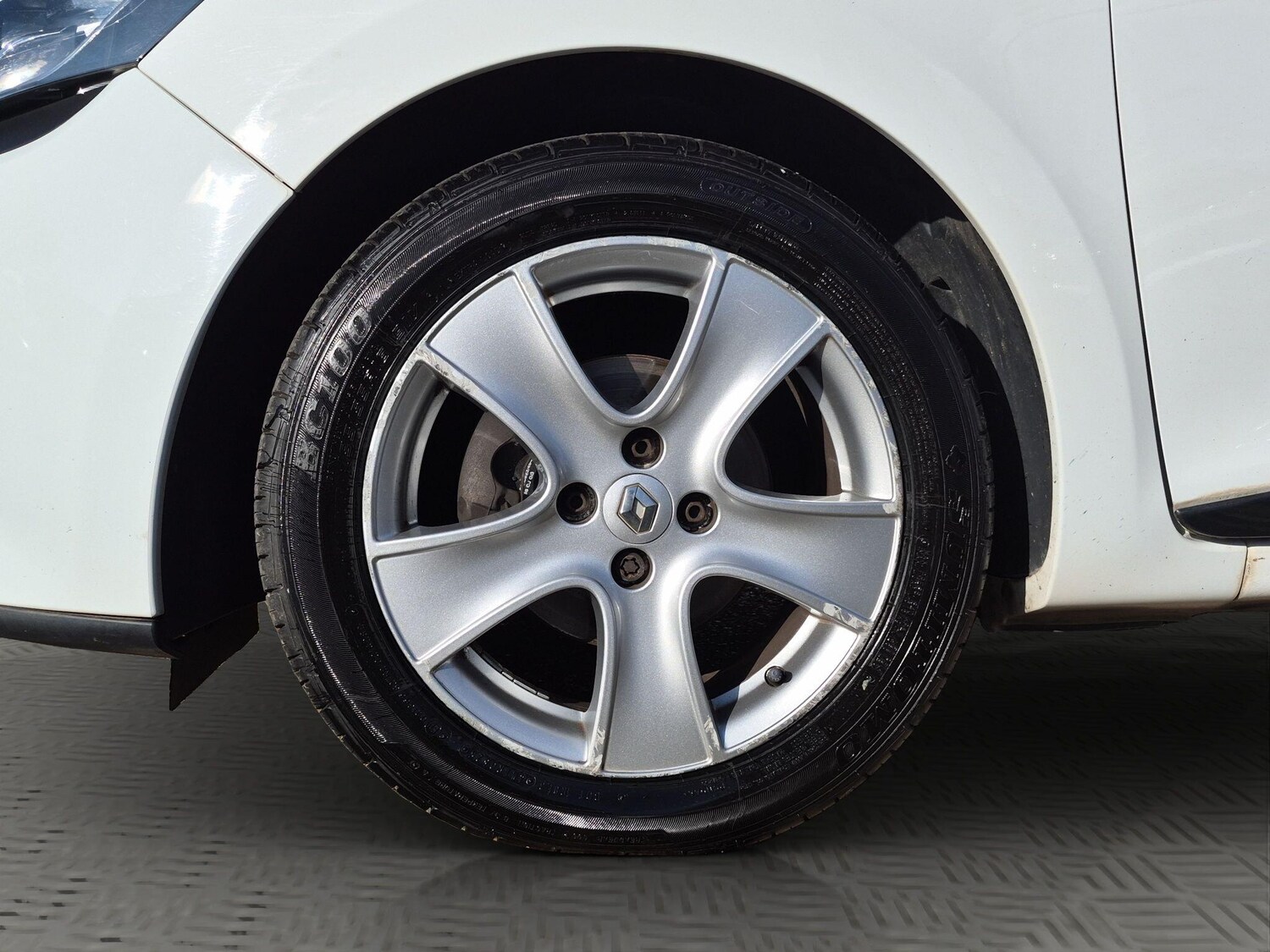 Used Renault Clio 2015 for sale - 78158298: Photo 44